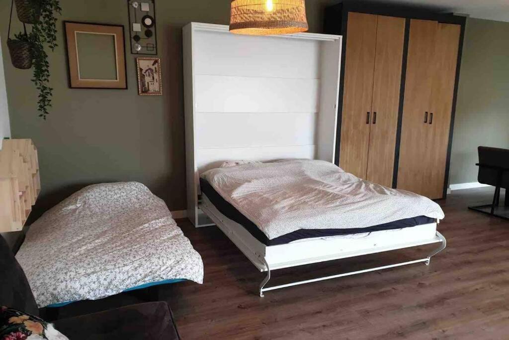 Warm Welkom! Zeer Ruime Prive Studio Met Tuin Harlingen Exterior foto